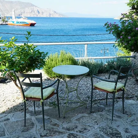 Gialos Apartment *